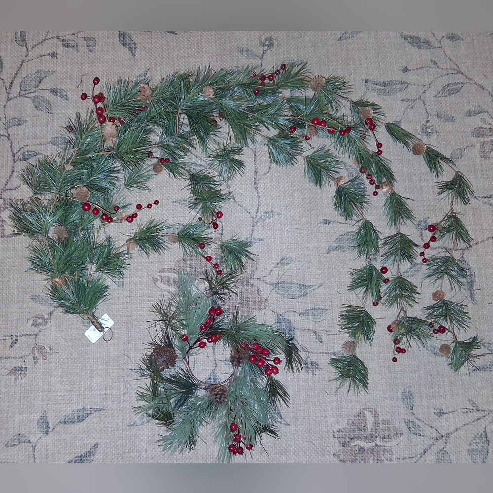 66" Pine/Red Berry Swag NWT & Candle Ring w/4" Opening NWOT